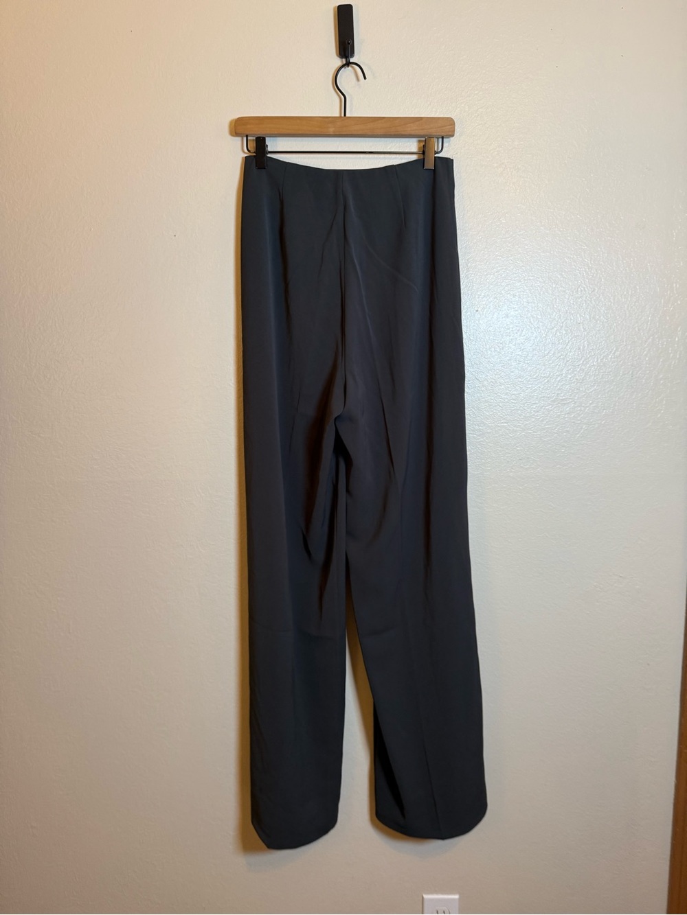 Bayse Rue Pants in Liberty - Picture 4 of 7